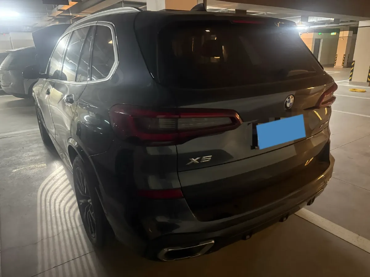 2021 BMW X5 2.0T 265HP L4 8AT,autocango,china used car exporter,china ev exporter,chinese used car exporter,chinese used ev exporter
