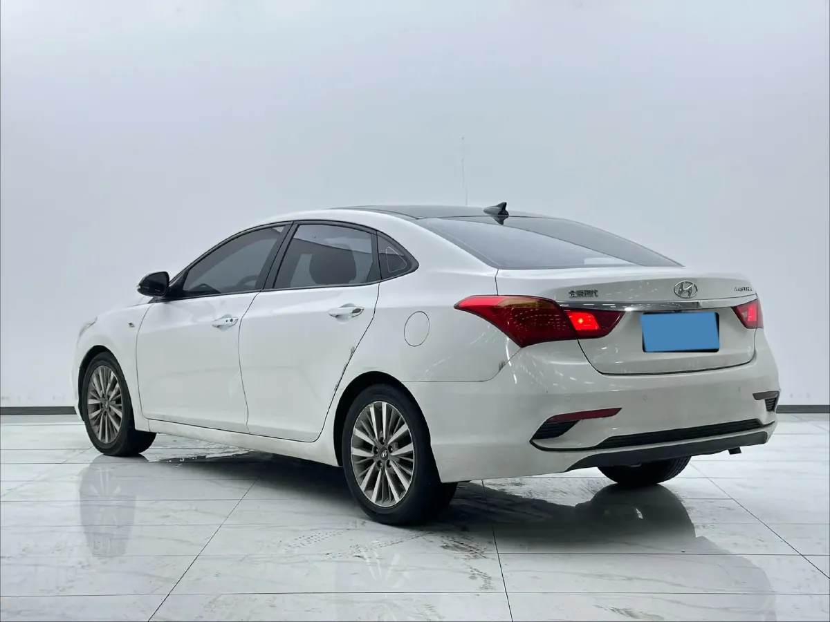 2019 Hyundai Mistra 1.8L 143HP L4 6AT,autocango,china used car exporter,china ev exporter,chinese used car exporter,chinese used ev exporter
