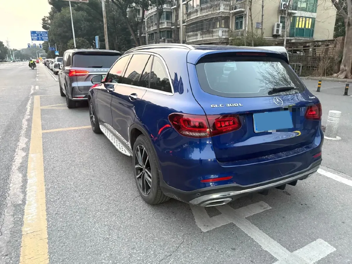 2021 Mercedes-Benz GLC Class 2.0T 258HP L4 9AT,autocango,china used car exporter,china ev exporter,chinese used car exporter,chinese used ev exporter
