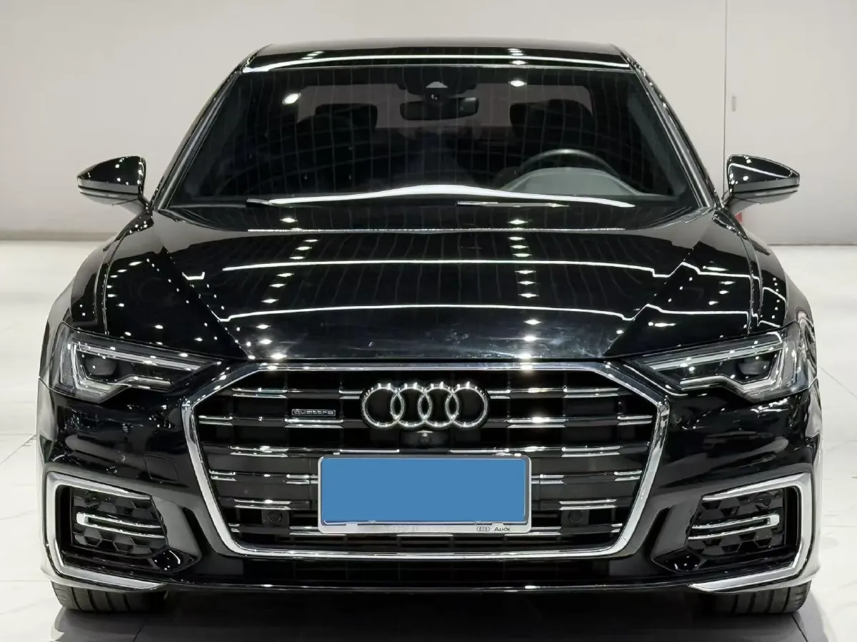 2023 Audi A6L 2.0T 245HP L4 7DCT,autocango,china used car exporter,china ev exporter,chinese used car exporter,chinese used ev exporter