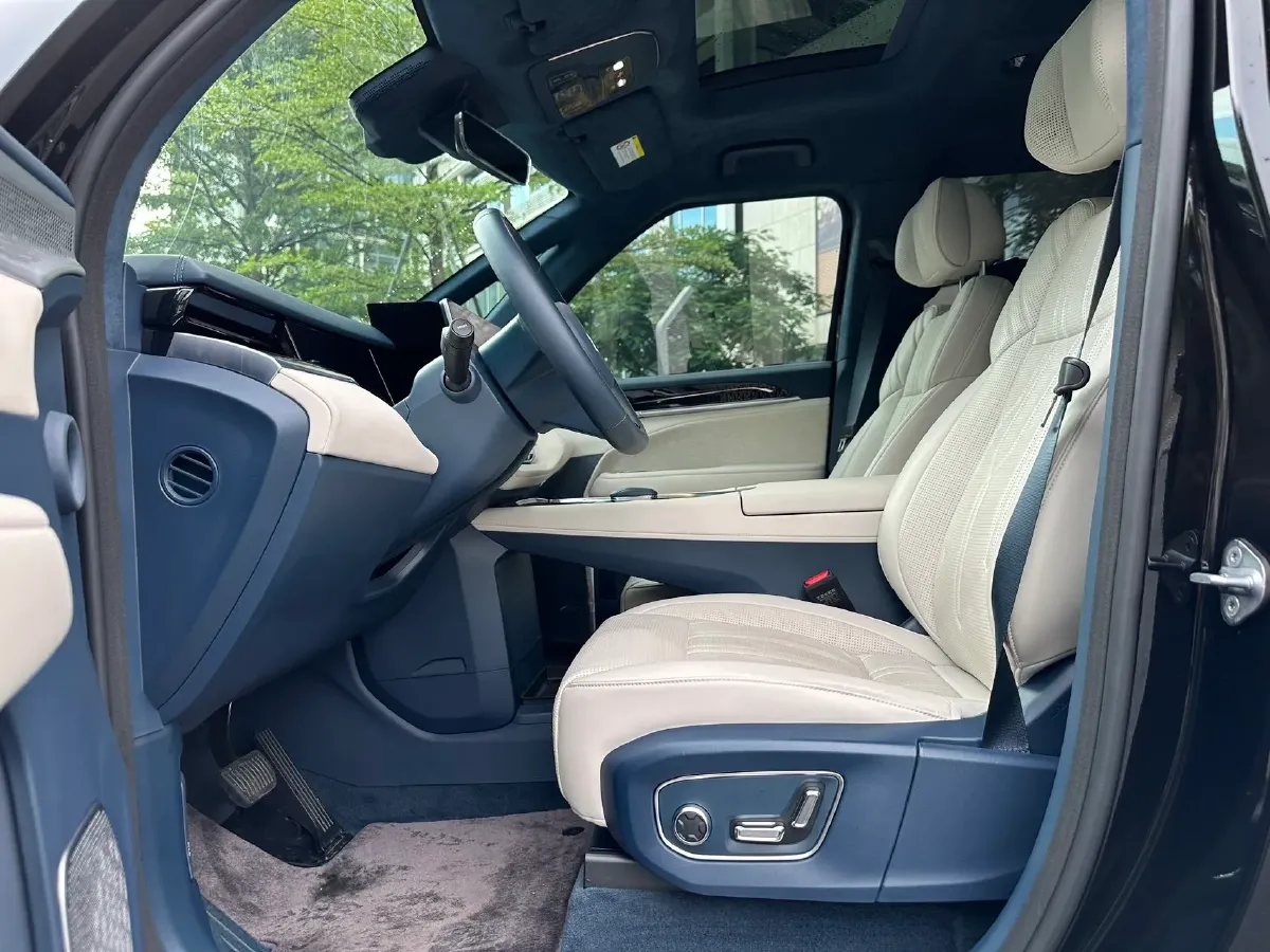 2022 Zeekr 009 BEV 116KWH,autocango,china used car exporter,china ev exporter,chinese used car exporter,chinese used ev exporter