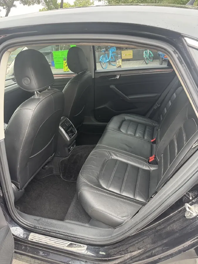 2017 Volkswagen Passat 1.8T 180HP L4 7DCT,autocango,china used car exporter,china ev exporter,chinese used car exporter,chinese used ev exporter