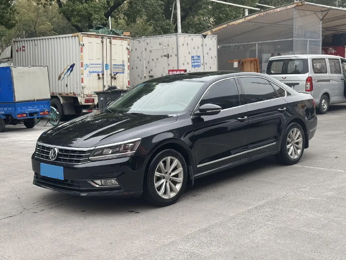 2017 Volkswagen Passat 1.8T 180HP L4 7DCT,autocango,china used car exporter,china ev exporter,chinese used car exporter,chinese used ev exporter