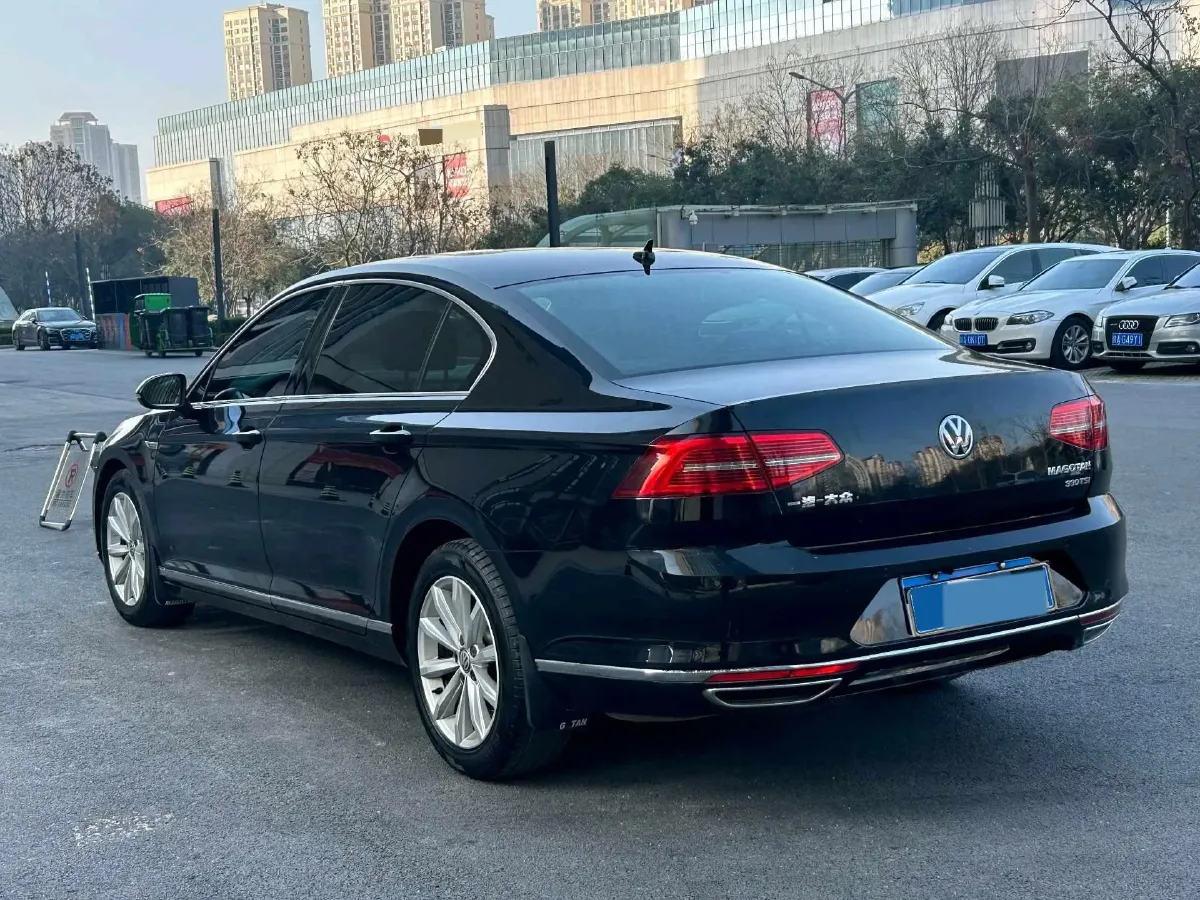 2018 Volkswagen Magotan 1.8T 180HP L4 7DCT,autocango,china used car exporter,china ev exporter,chinese used car exporter,chinese used ev exporter