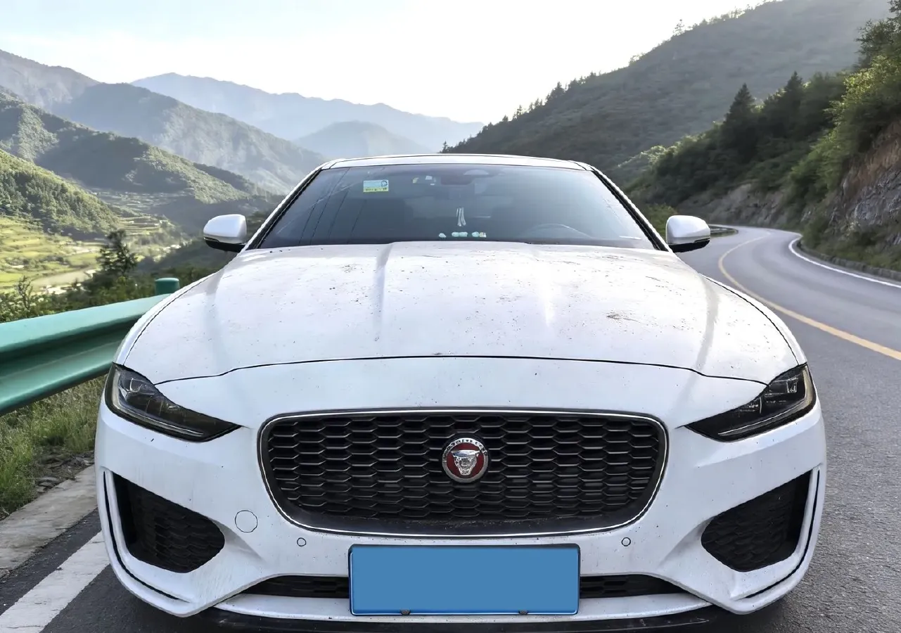 2024 Jaguar XEL 2.0T 250HP L4 8AT,autocango,china used car exporter,china ev exporter,chinese used car exporter,chinese used ev exporter