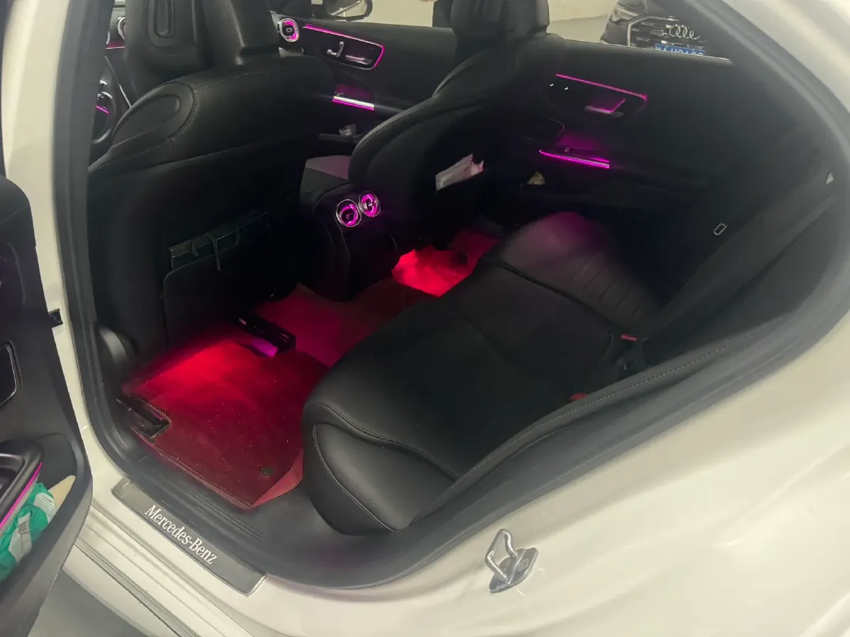 2024 Mercedes-Benz C Class 1.5T 204HP L4 9AT,autocango,china used car exporter,china ev exporter,chinese used car exporter,chinese used ev exporter