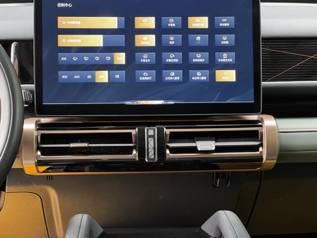 2024 JMC DaDao 2.3T 245HP L4 8AT,autocango,china used car exporter,china ev exporter,chinese used car exporter,chinese used ev exporter