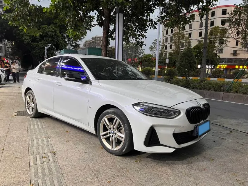 2023 BMW 1 Series 1.5T 136HP L3 7DCT,autocango,china used car exporter,china ev exporter,chinese used car exporter,chinese used ev exporter
