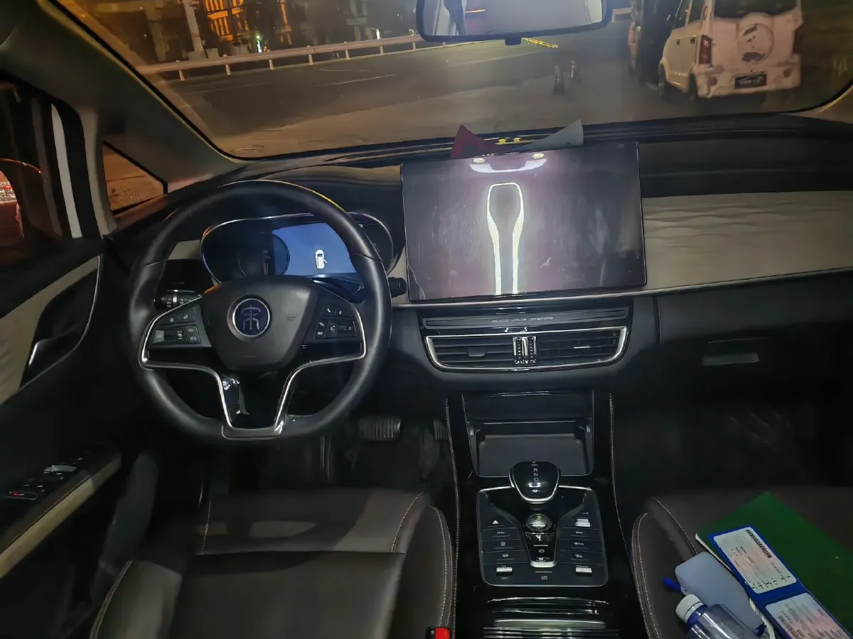 2022 Skyworth HT-i 1.5L 110HP L4 E-CVT PHEV 21.68KWH,autocango,china used car exporter,china ev exporter,chinese used car exporter,chinese used ev exporter