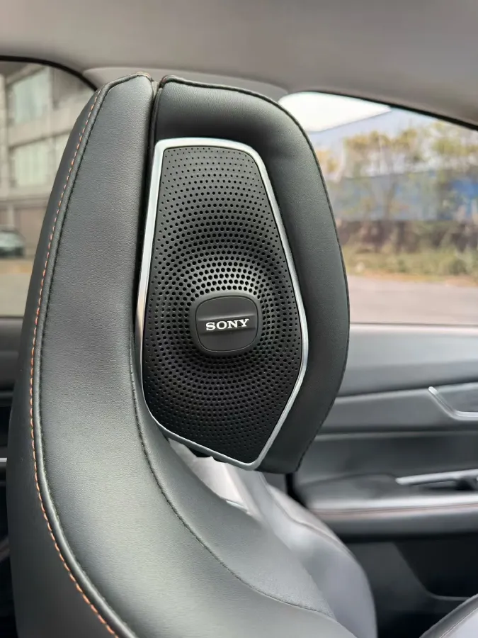 2021 ChangAn UNI-K 2.0T 233HP L4 8AT,autocango,china used car exporter,china ev exporter,chinese used car exporter,chinese used ev exporter