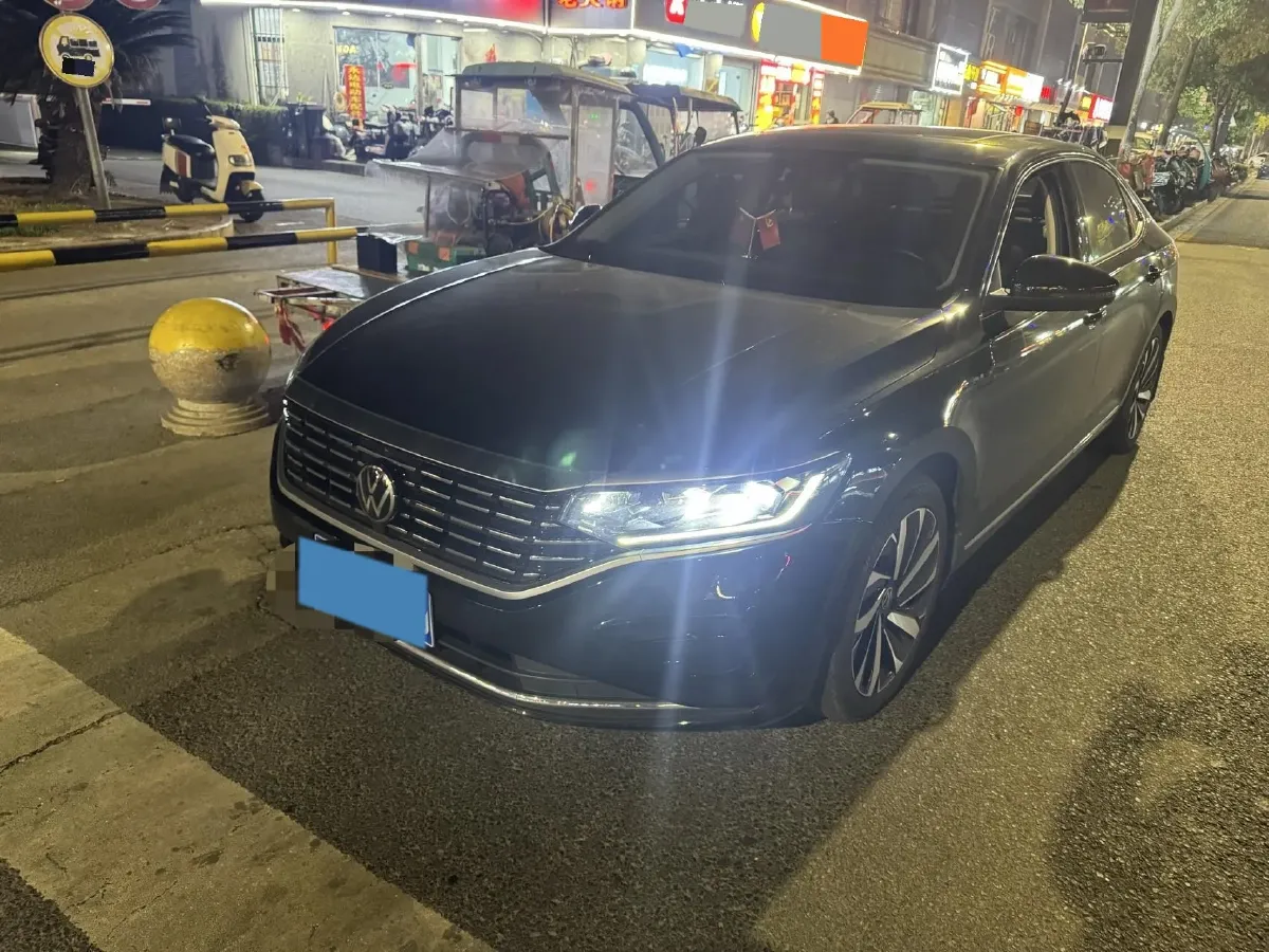 2023 Volkswagen Passat 2.0T 186HP L4 7DCT,autocango,china used car exporter,china ev exporter,chinese used car exporter,chinese used ev exporter