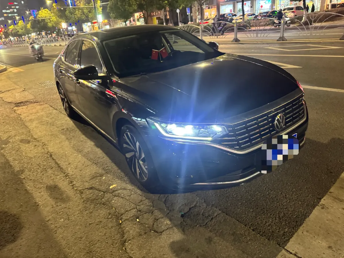 2023 Volkswagen Passat 2.0T 186HP L4 7DCT,autocango,china used car exporter,china ev exporter,chinese used car exporter,chinese used ev exporter