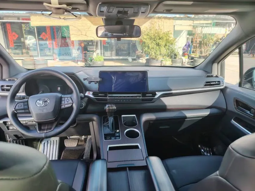 2024 Toyota Granvia 2.5L 189HP L4 E-CVT Hybrid,autocango,china used car exporter,china ev exporter,chinese used car exporter,chinese used ev exporter