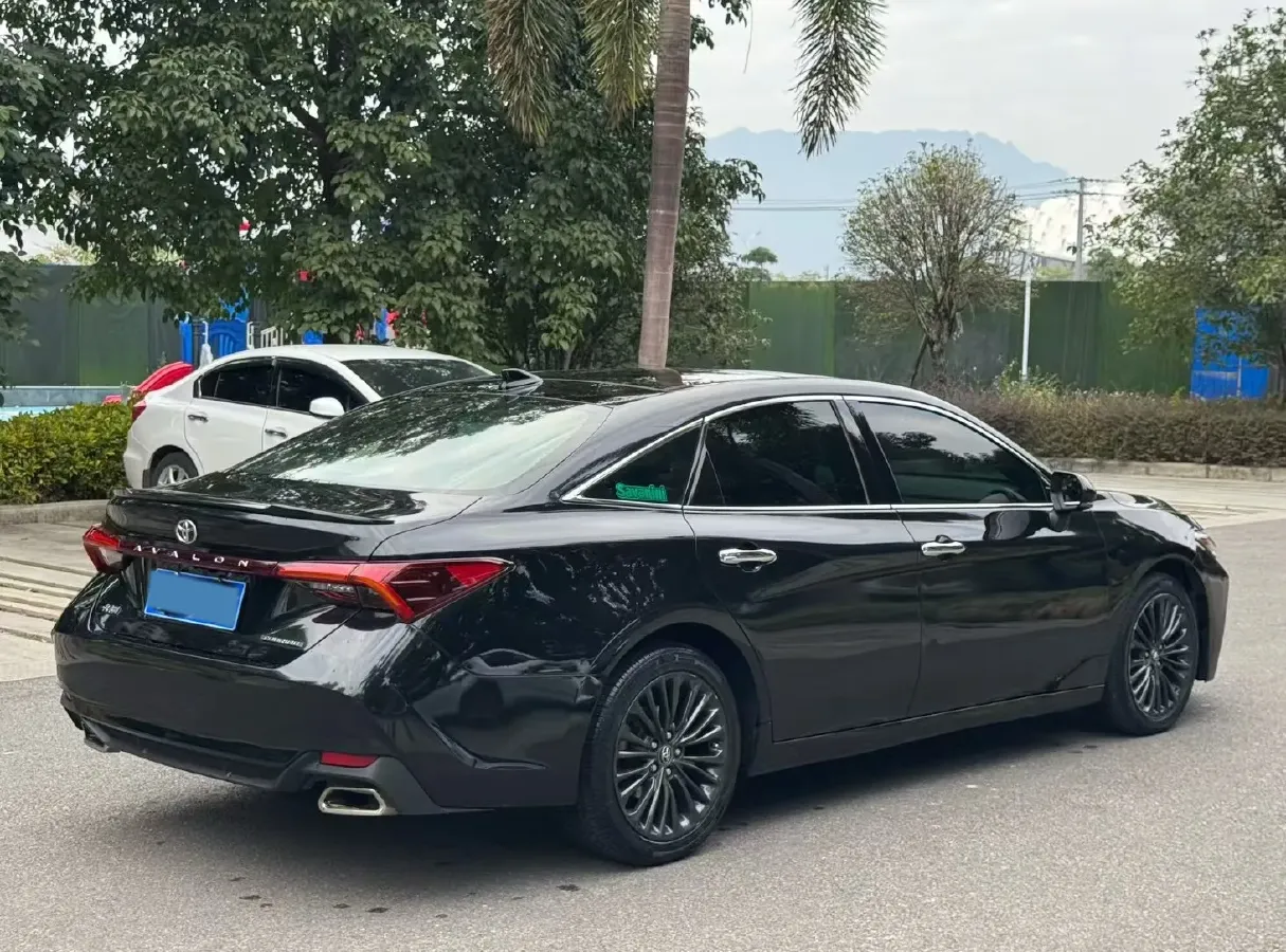 2019 Toyota Avalon 2.5L 209HP L4 8AT,autocango,china used car exporter,china ev exporter,chinese used car exporter,chinese used ev exporter
