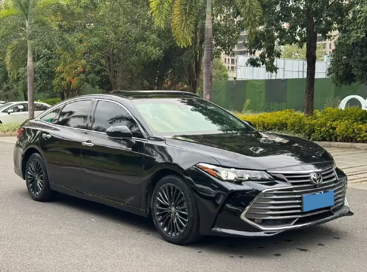 2019 Toyota Avalon 2.5L 209HP L4 8AT,autocango,china used car exporter,china ev exporter,chinese used car exporter,chinese used ev exporter