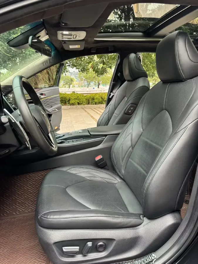 2019 Toyota Avalon 2.5L 209HP L4 8AT,autocango,china used car exporter,china ev exporter,chinese used car exporter,chinese used ev exporter