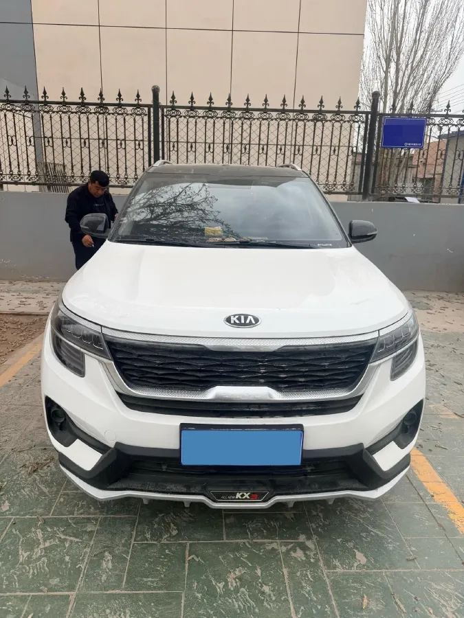 2021 Kia KX3 1.5L 115HP L4 CVT,autocango,china used car exporter,china ev exporter,chinese used car exporter,chinese used ev exporter