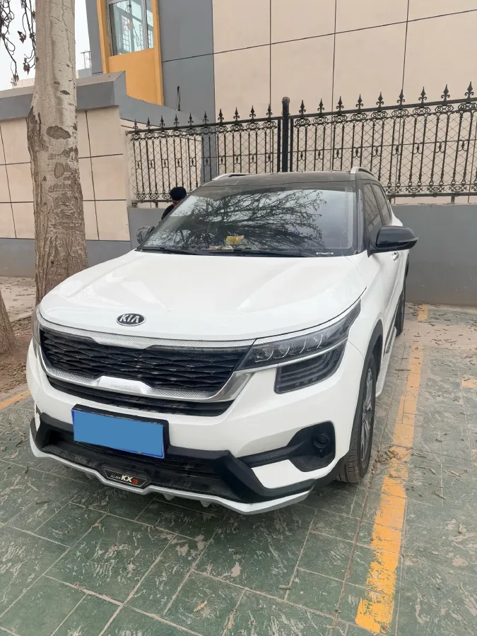 2021 Kia KX3 1.5L 115HP L4 CVT,autocango,china used car exporter,china ev exporter,chinese used car exporter,chinese used ev exporter