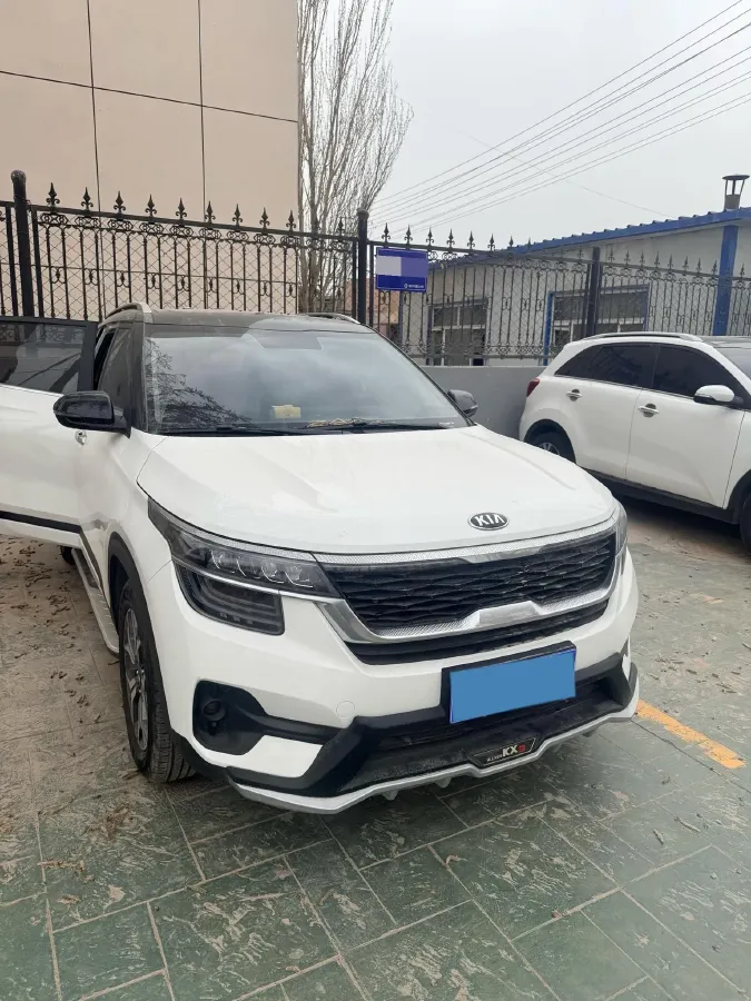 2021 Kia KX3 1.5L 115HP L4 CVT,autocango,china used car exporter,china ev exporter,chinese used car exporter,chinese used ev exporter