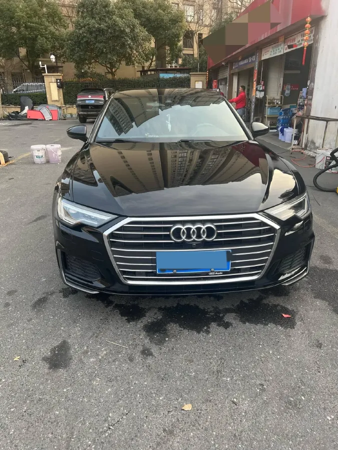 2022 Audi A6L 2.0T 190HP L4 7DCT,autocango,china used car exporter,china ev exporter,chinese used car exporter,chinese used ev exporter