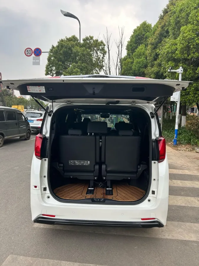 2021 Toyota Alphard 2.5L 117HP L4 E-CVT Hybrid,autocango,china used car exporter,china ev exporter,chinese used car exporter,chinese used ev exporter