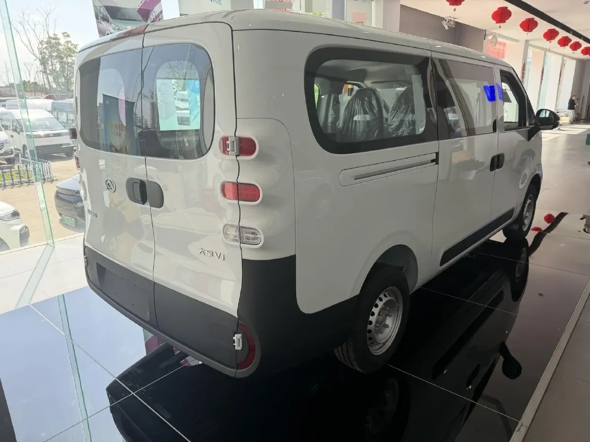 2025 MAXUS XinTu V70 2.0T 150HP L4 9AT,autocango,china used car exporter,china ev exporter,chinese used car exporter,chinese used ev exporter