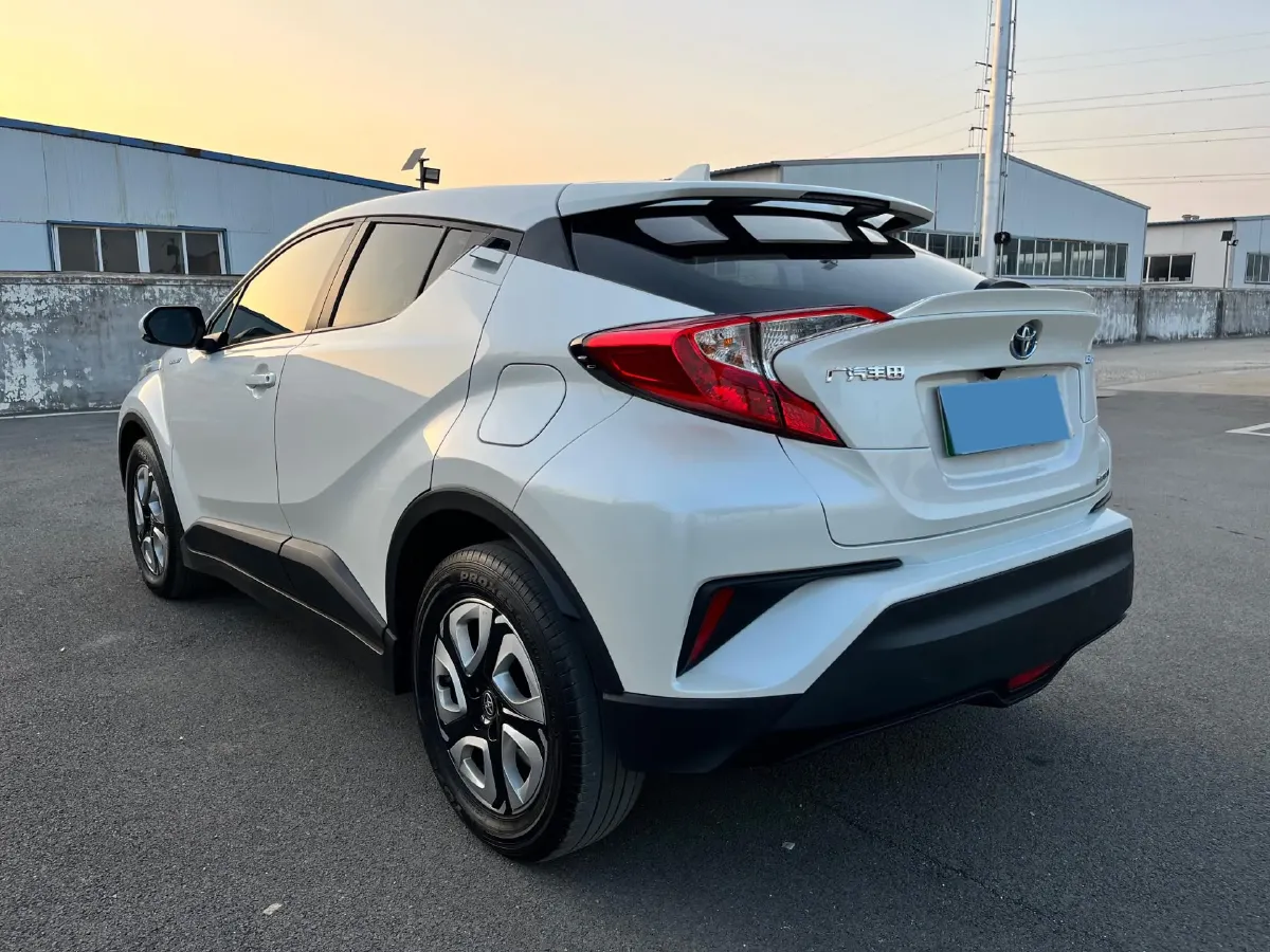 2020 Toyota C-HR EV BEV 54.3KWH,autocango,china used car exporter,china ev exporter,chinese used car exporter,chinese used ev exporter
