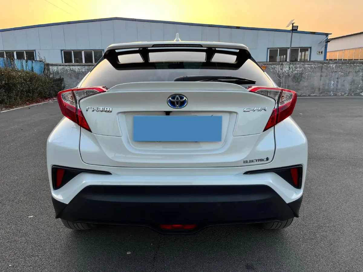 2020 Toyota C-HR EV BEV 54.3KWH,autocango,china used car exporter,china ev exporter,chinese used car exporter,chinese used ev exporter