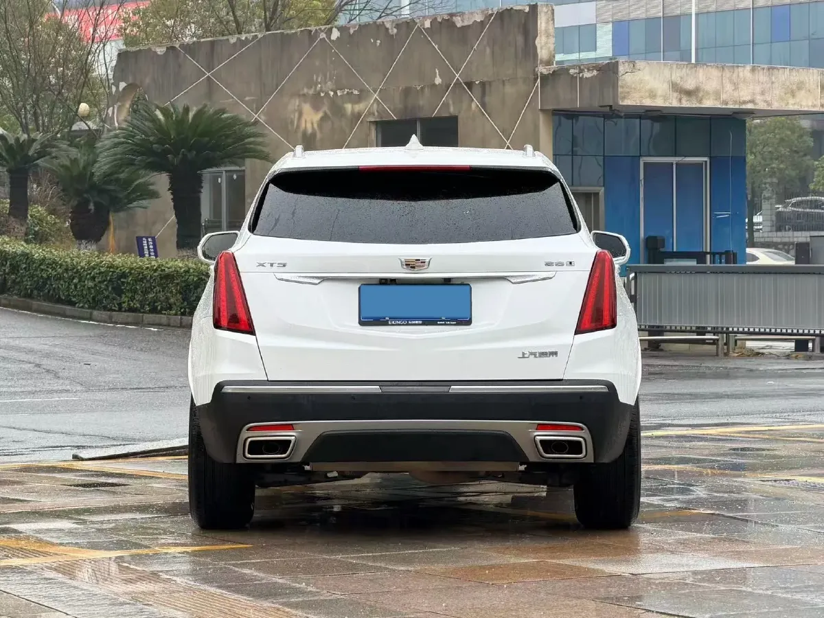 2021 Cadillac XT5 2.0T 237HP L4 9AT,autocango,china used car exporter,china ev exporter,chinese used car exporter,chinese used ev exporter