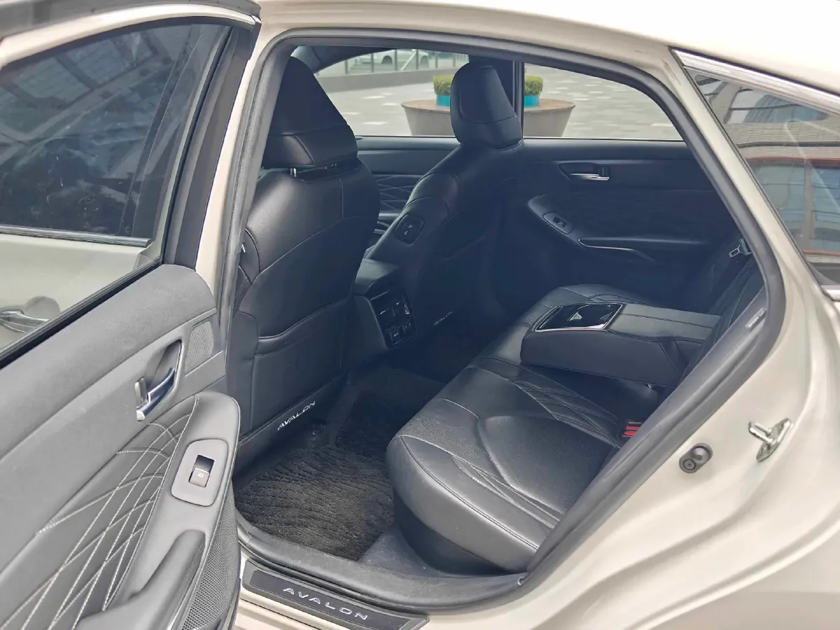 2019 Toyota Avalon 2.5L 178HP L4 E-CVT Hybrid,autocango,china used car exporter,china ev exporter,chinese used car exporter,chinese used ev exporter