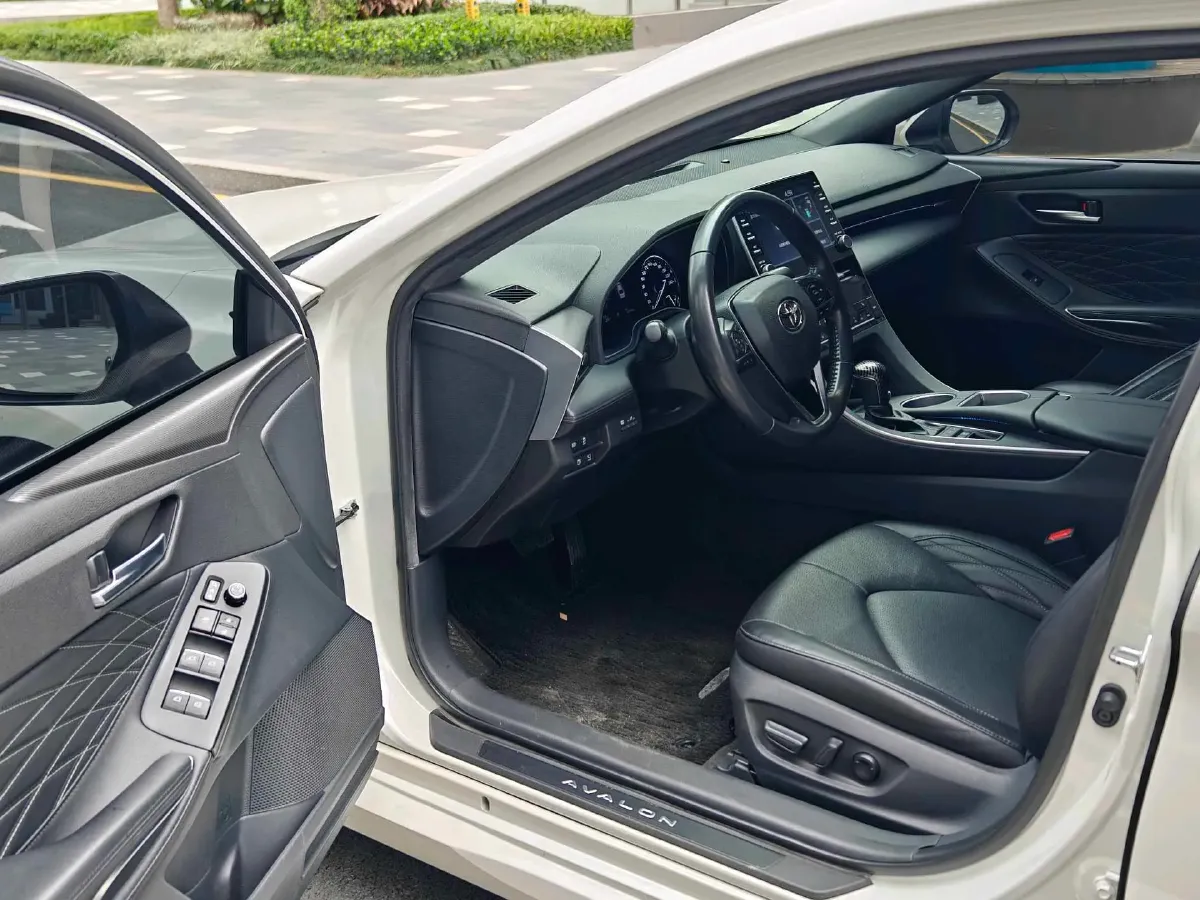 2019 Toyota Avalon 2.5L 178HP L4 E-CVT Hybrid,autocango,china used car exporter,china ev exporter,chinese used car exporter,chinese used ev exporter