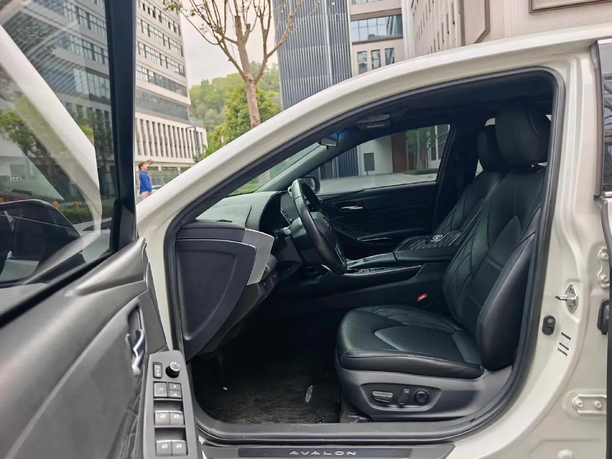 2019 Toyota Avalon 2.5L 178HP L4 E-CVT Hybrid,autocango,china used car exporter,china ev exporter,chinese used car exporter,chinese used ev exporter
