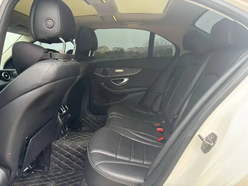 2021 Mercedes-Benz C Class 1.5T 184HP L4 9AT,autocango,china used car exporter,china ev exporter,chinese used car exporter,chinese used ev exporter