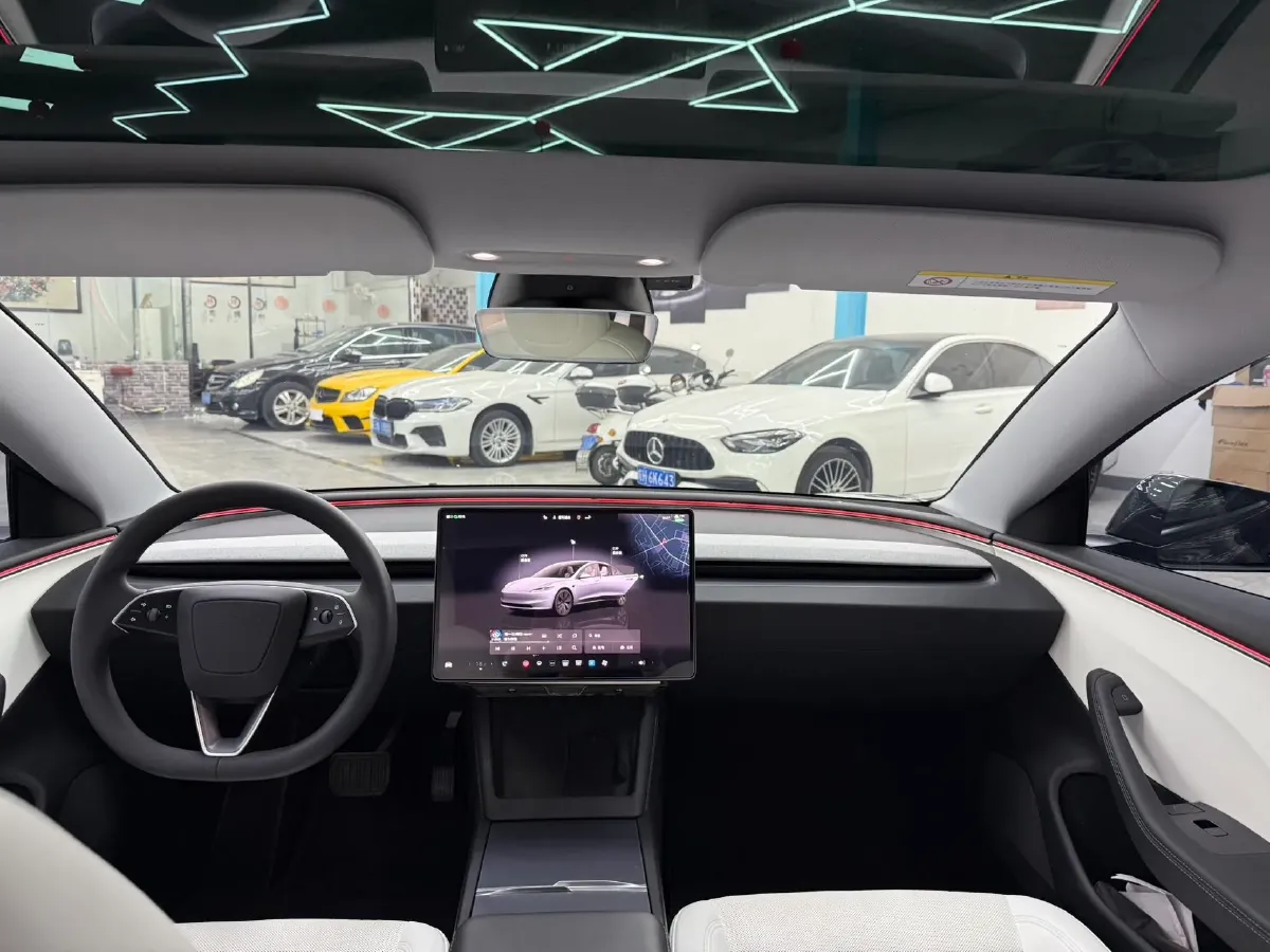 2025 Tesla Model 3 BEV 62.5KWH,autocango,china used car exporter,china ev exporter,chinese used car exporter,chinese used ev exporter