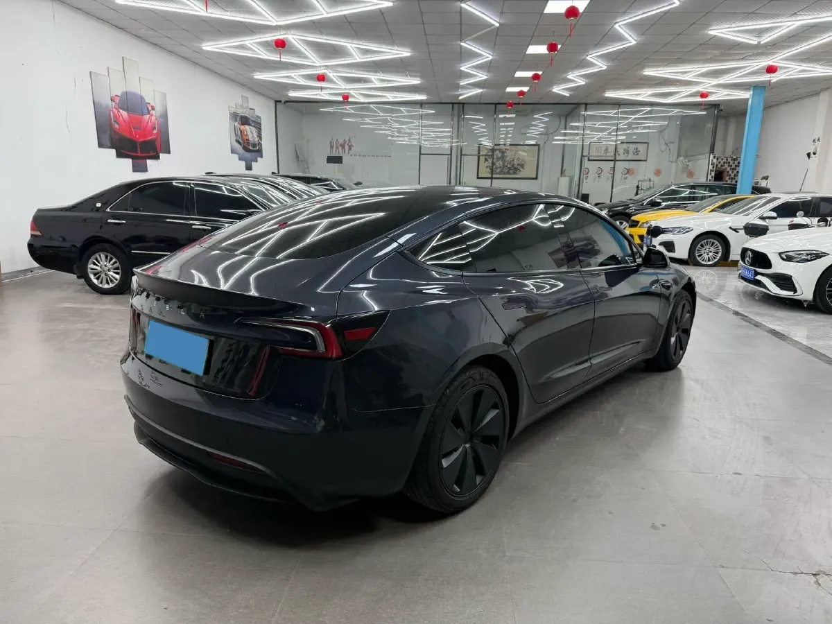 2025 Tesla Model 3 BEV 62.5KWH,autocango,china used car exporter,china ev exporter,chinese used car exporter,chinese used ev exporter