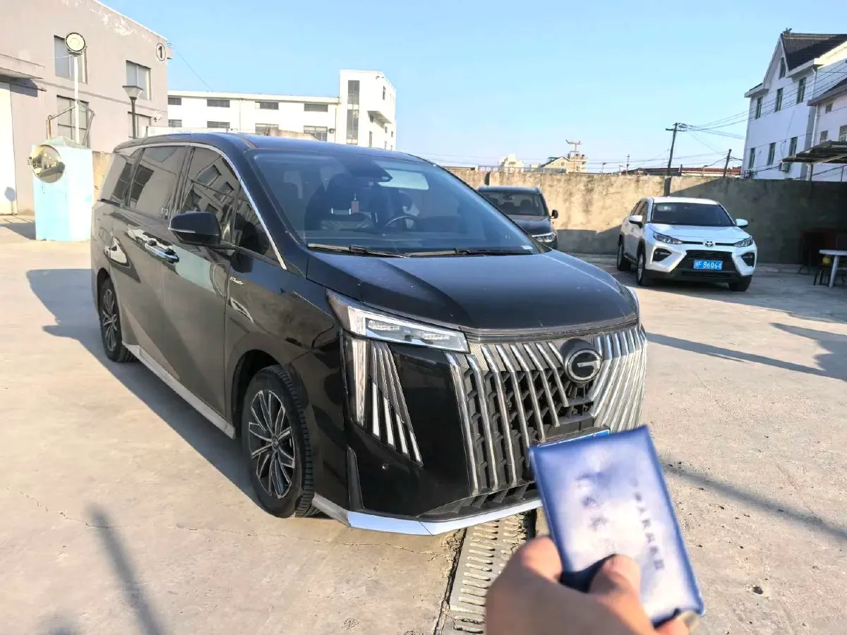 2024 GAC Trumpchi M8 2.0T 252HP L4 8AT,autocango,china used car exporter,china ev exporter,chinese used car exporter,chinese used ev exporter