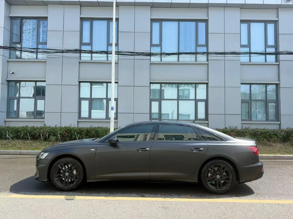 2021 Audi A6L 2.0T 190HP L4 7DCT,autocango,china used car exporter,china ev exporter,chinese used car exporter,chinese used ev exporter