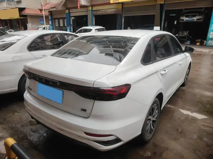 2023 Geely Emgrand 1.5L 127HP L4 5MT,autocango,china used car exporter,china ev exporter,chinese used car exporter,chinese used ev exporter