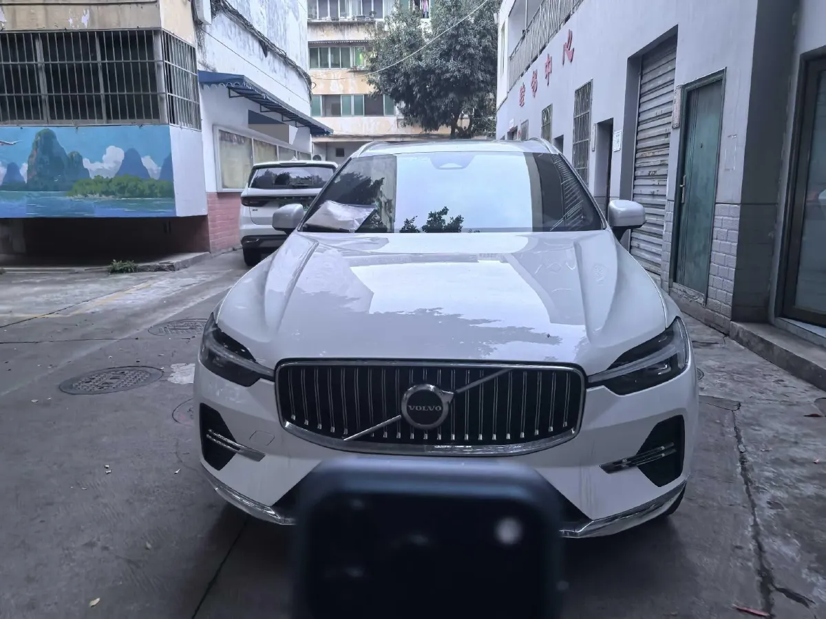 2024 Volvo XC60 2.0T 250HP L4 8AT,autocango,china used car exporter,china ev exporter,chinese used car exporter,chinese used ev exporter