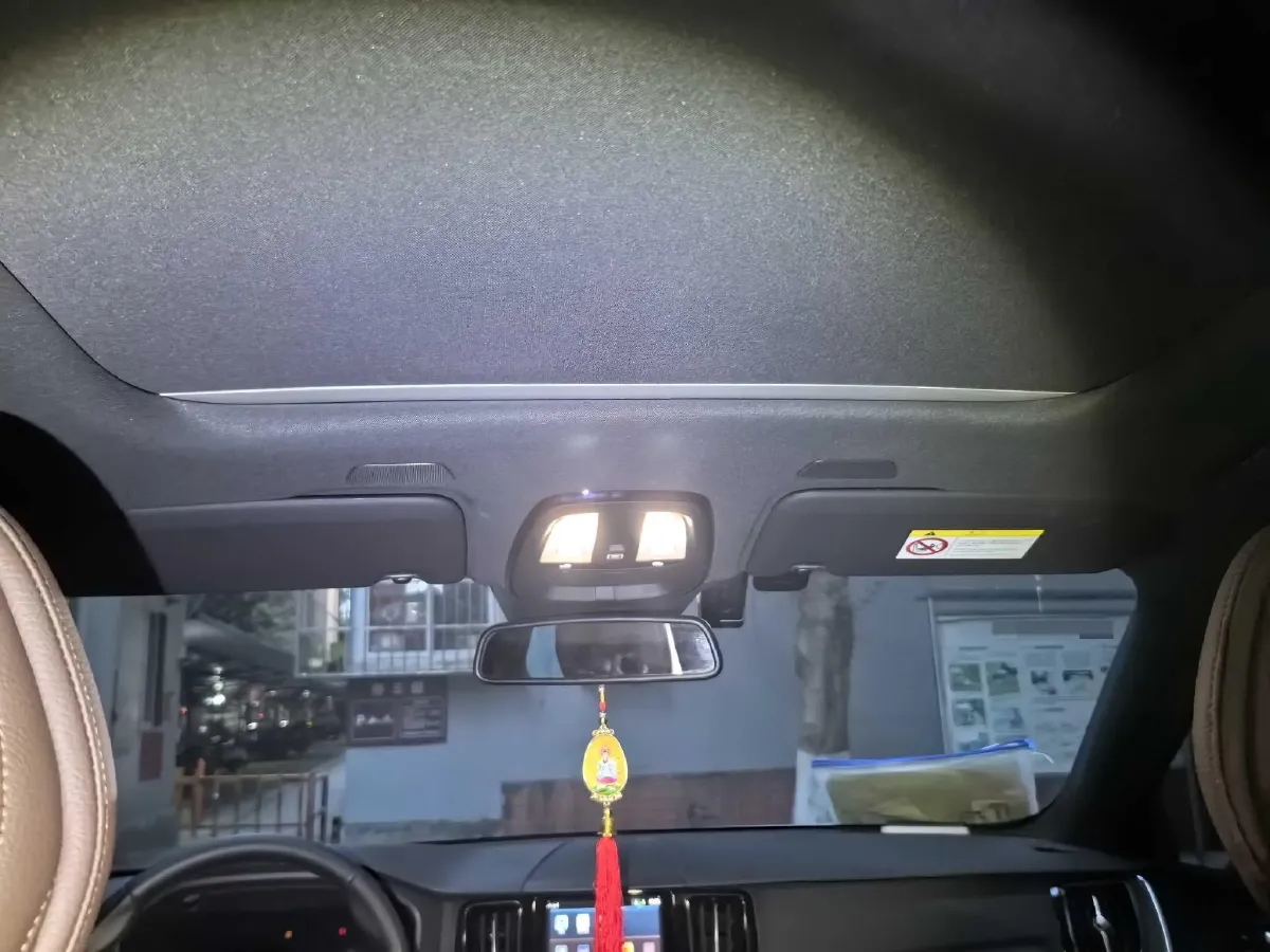 2024 Volvo XC60 2.0T 250HP L4 8AT,autocango,china used car exporter,china ev exporter,chinese used car exporter,chinese used ev exporter