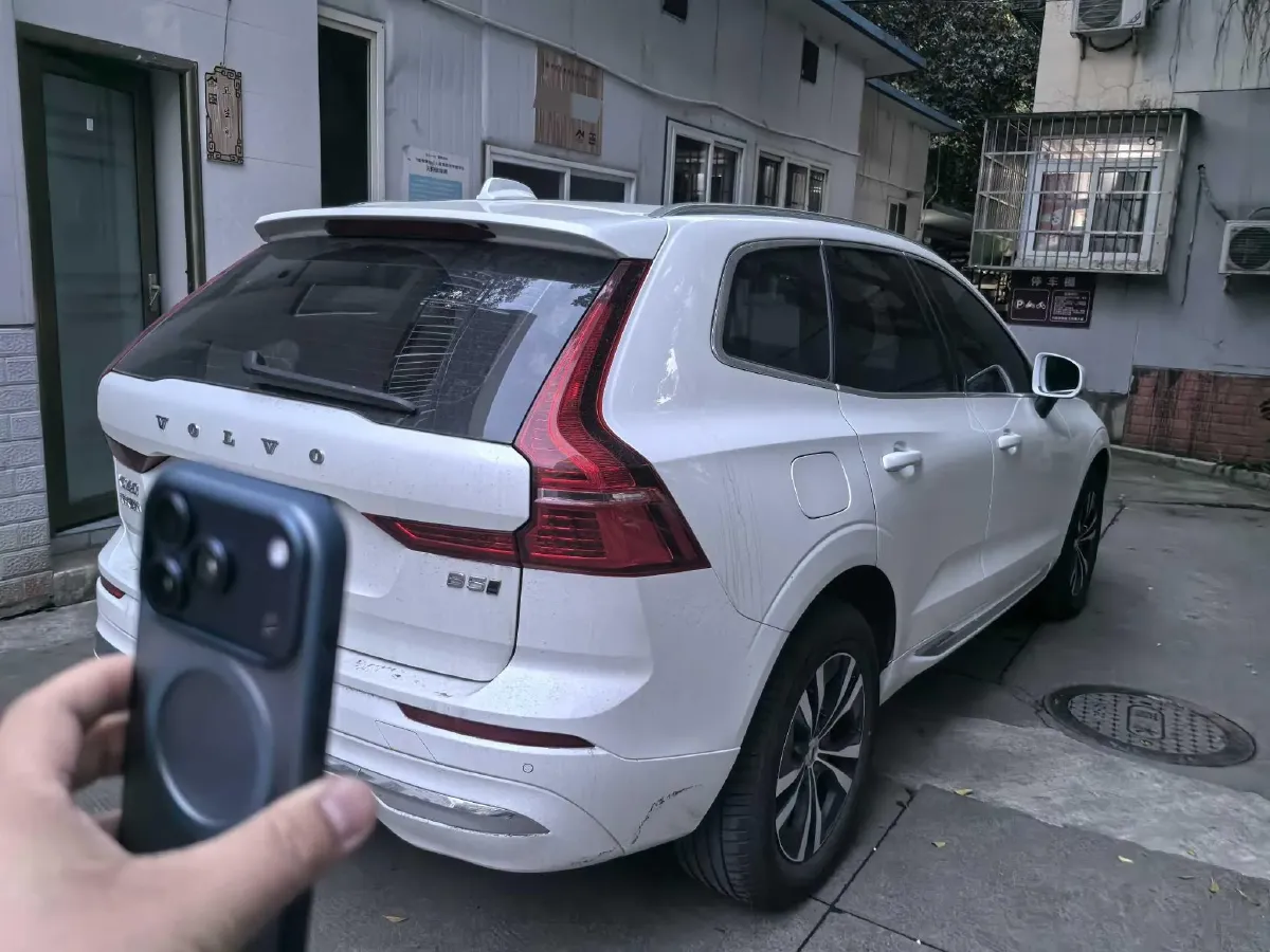 2024 Volvo XC60 2.0T 250HP L4 8AT,autocango,china used car exporter,china ev exporter,chinese used car exporter,chinese used ev exporter