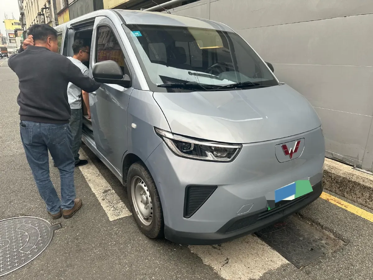2024 WuLing YangGuang BEV 41.9KWH,autocango,china used car exporter,china ev exporter,chinese used car exporter,chinese used ev exporter