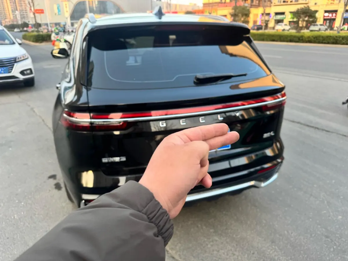 2021 Geely Monjaro 2.0T 218HP L4 7DCT,autocango,china used car exporter,china ev exporter,chinese used car exporter,chinese used ev exporter