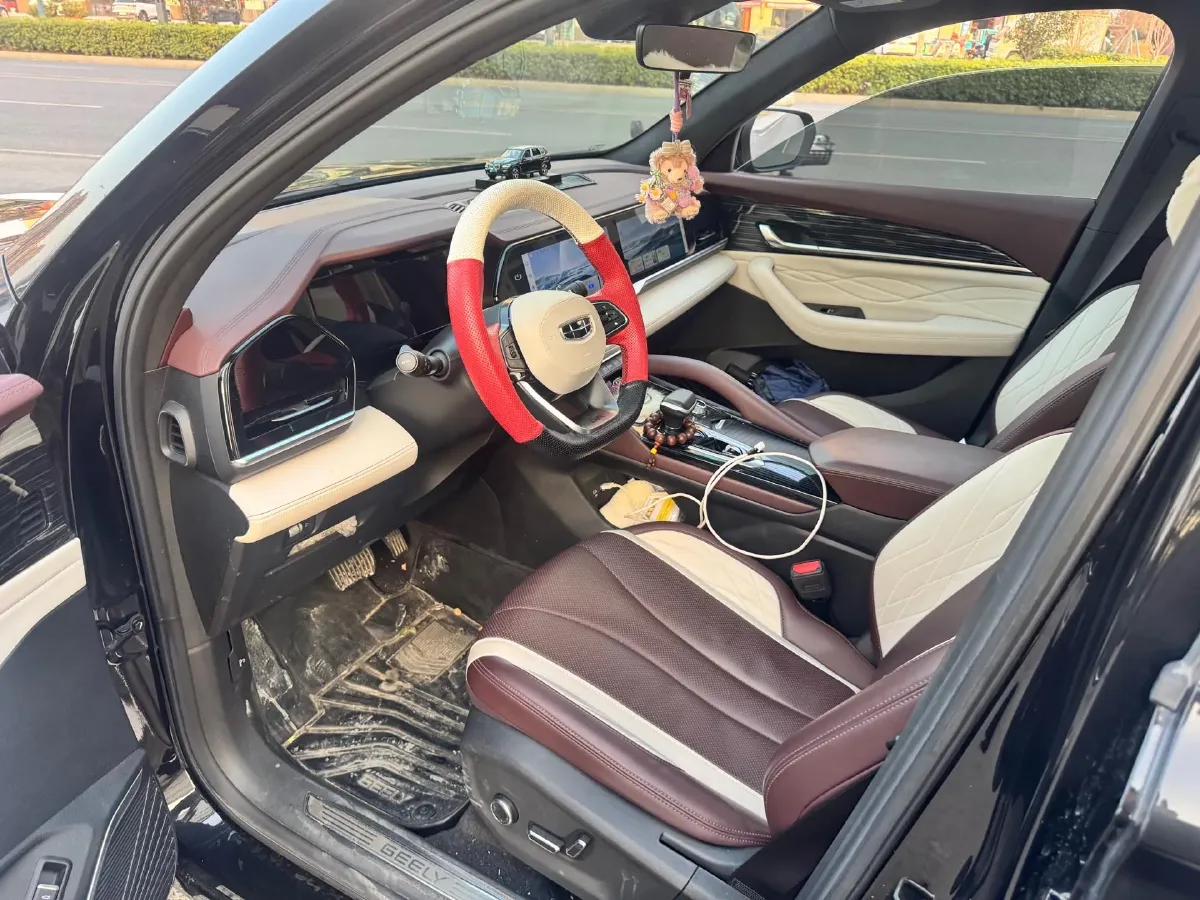 2021 Geely Monjaro 2.0T 218HP L4 7DCT,autocango,china used car exporter,china ev exporter,chinese used car exporter,chinese used ev exporter