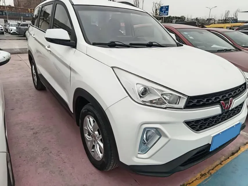 2018 WuLing HongGuang S3 1.5L 112HP L4 6MT,autocango,china used car exporter,china ev exporter,chinese used car exporter,chinese used ev exporter