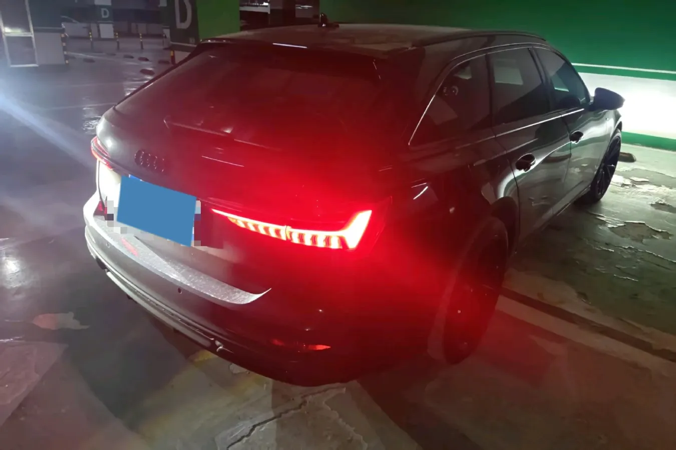 2022 Audi A6 2.0T 190HP L4 7DCT,autocango,china used car exporter,china ev exporter,chinese used car exporter,chinese used ev exporter