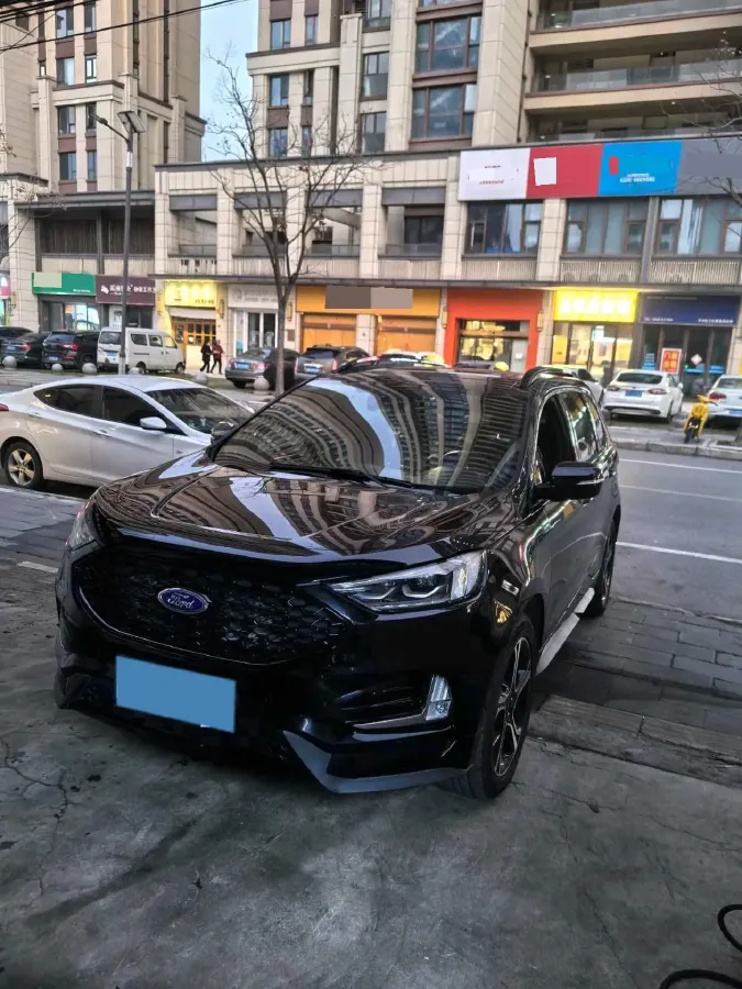 2020 Ford Edge 2.0T 245HP L4 8AT,autocango,china used car exporter,china ev exporter,chinese used car exporter,chinese used ev exporter