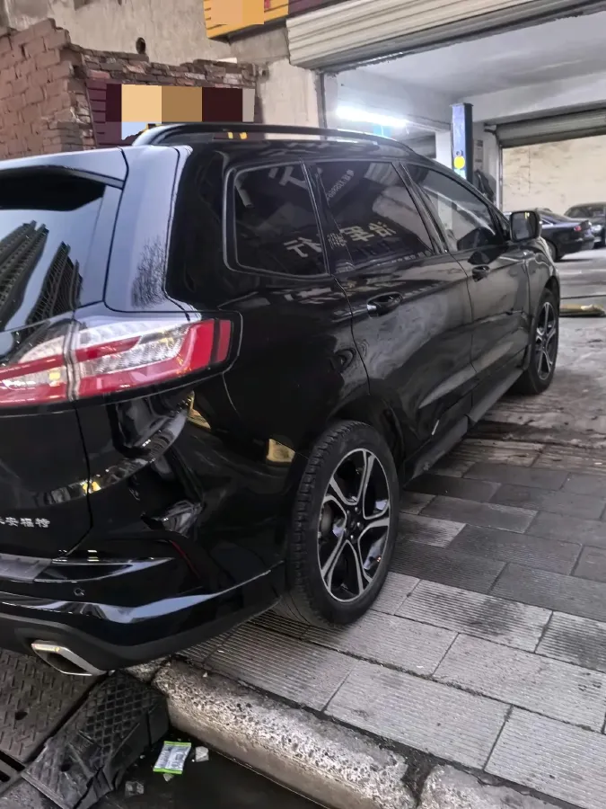 2020 Ford Edge 2.0T 245HP L4 8AT,autocango,china used car exporter,china ev exporter,chinese used car exporter,chinese used ev exporter