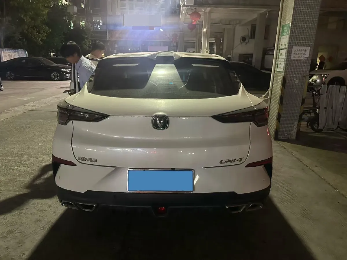 2021 ChangAn UNI-T 1.5T 180HP L4 7DCT,autocango,china used car exporter,china ev exporter,chinese used car exporter,chinese used ev exporter