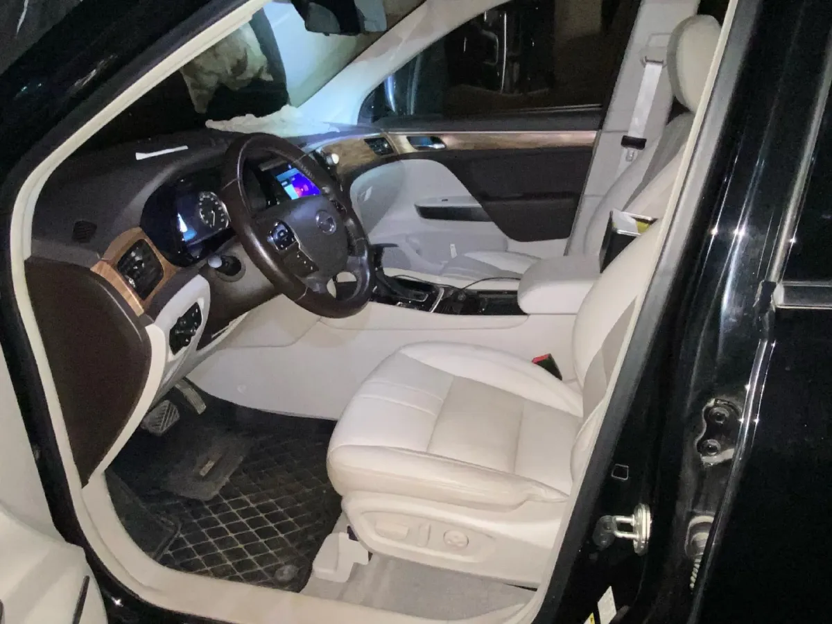 2017 GAC Trumpchi GS8 2.0T 201HP L4 6AT,autocango,china used car exporter,china ev exporter,chinese used car exporter,chinese used ev exporter